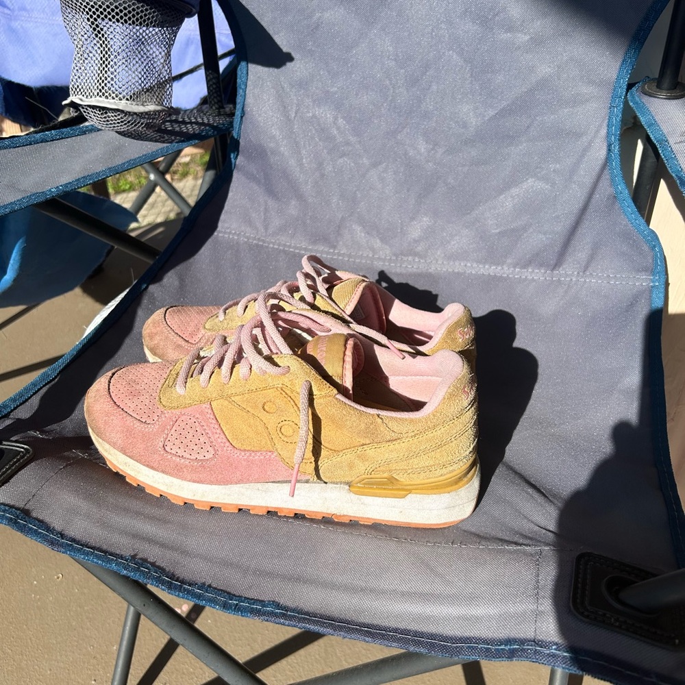 Tan and pink saucony